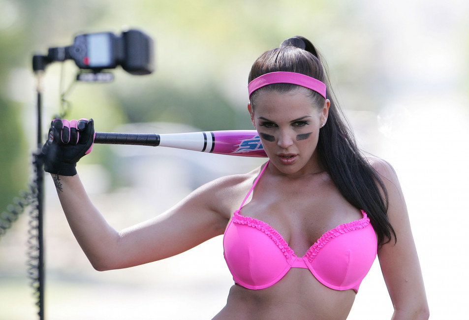 400Danielle-Lloyd-Hottest-Pics-358.jpg