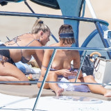 Olivia-Culpo-Caught-Topless-Candids-5