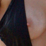 Sophie-Monk-Nip-Slip-In-Wet-swimsuit-4