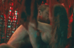 Jeanne-Goursaud-nude-gif-16.gif