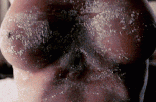 Salma-Hayek-nude-gif-13.gif