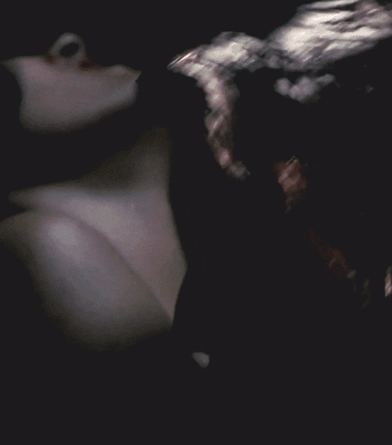 Salma-Hayek-nude-gif-18.gif