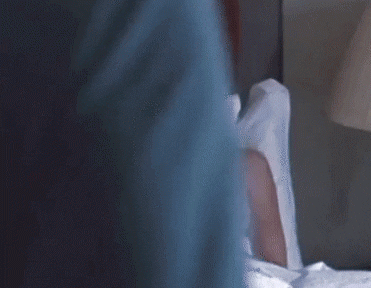Laura-Ramsey-nude-gif-4d903d4bfa3cfcefb.gif