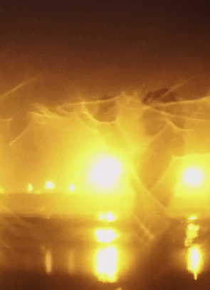 Alba-Baptista-nua---Floating-4.gif