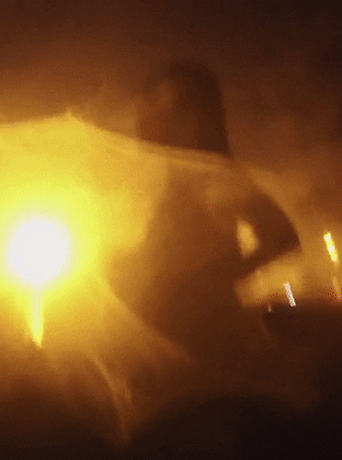 Alba-Baptista-nua---Floating-6.gif