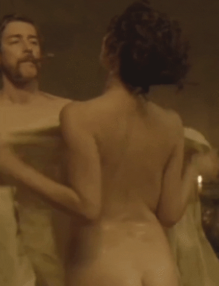 Soraia-Chaves-nua-gif-6.gif