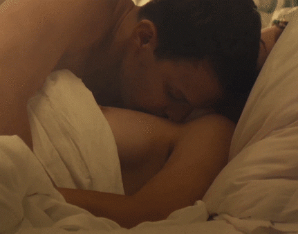Alexandra-Daddario-nude-gif-4.gif